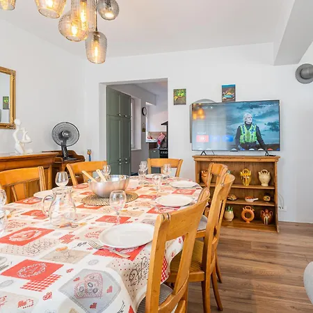 Apartment Le 1910 Groupes Et Familles Parking Prive